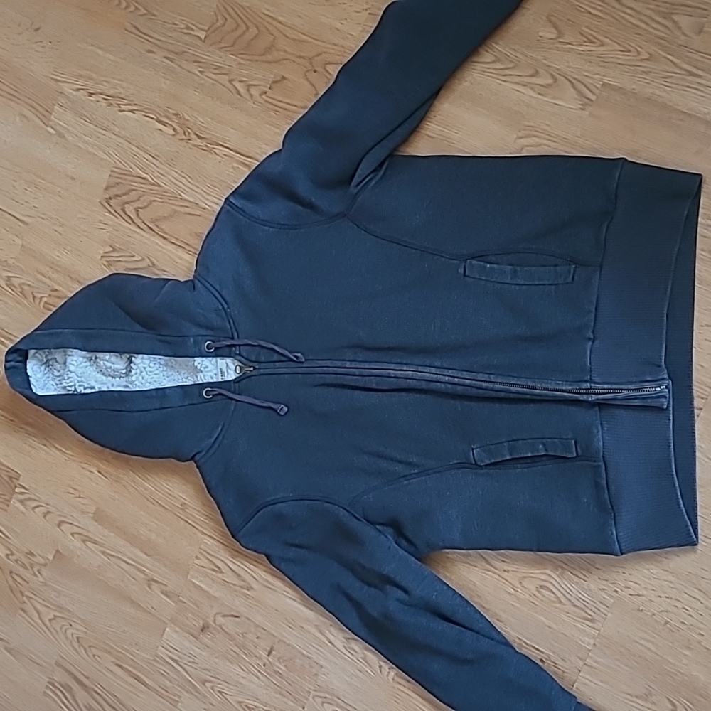 Old Navy Sweatshirt